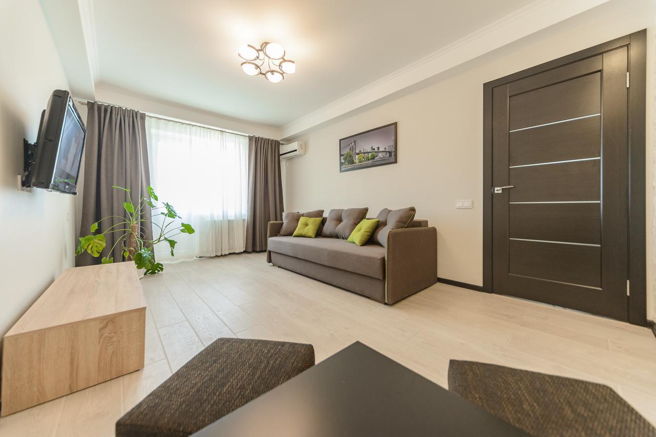 Artal Apartment On Iordanskaya 22 Kijów Zewnętrze zdjęcie