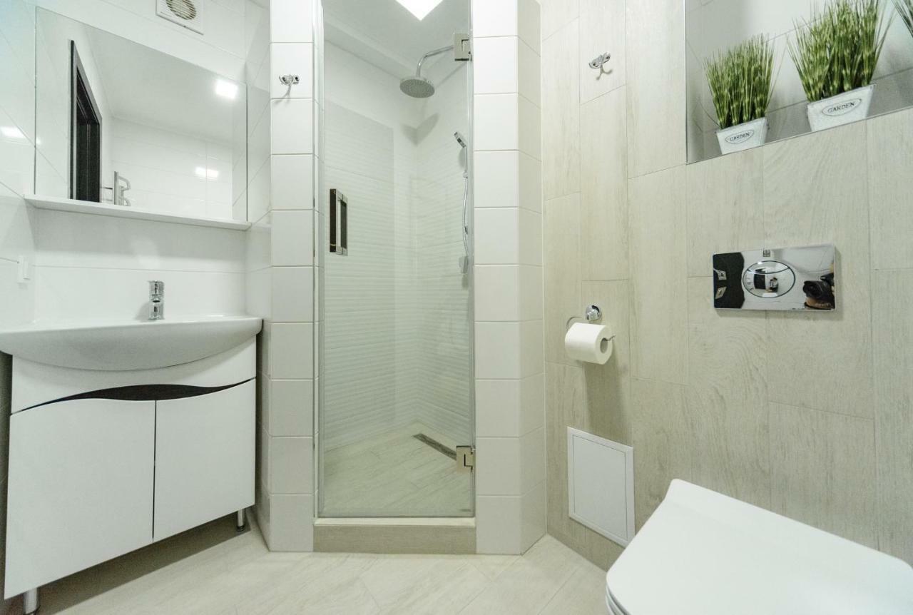 Artal Apartment On Iordanskaya 22 Kijów Zewnętrze zdjęcie